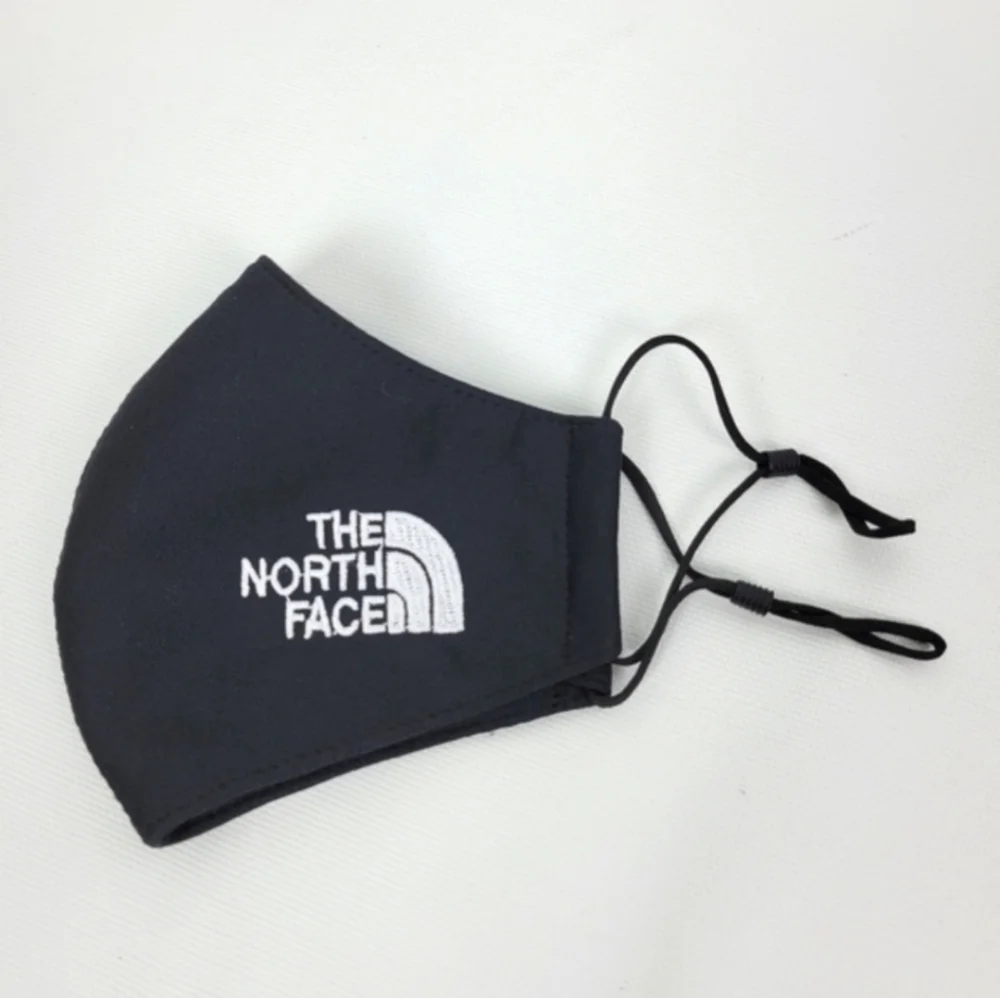 The North Face Embroidered Logo Cloth Adjustable Face Mask brand new!
